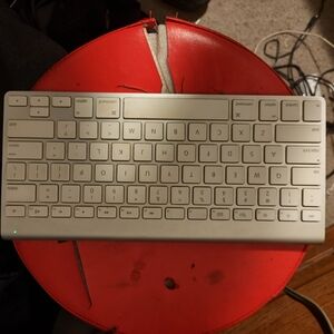 Apple Silver Wireless Keyboard